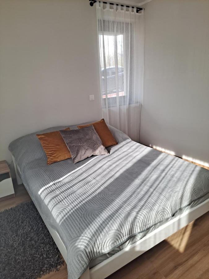 Apartament Sarna يلينيا غورا المظهر الخارجي الصورة