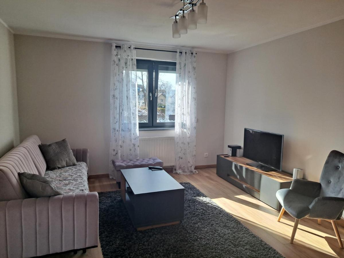 Apartament Sarna يلينيا غورا المظهر الخارجي الصورة
