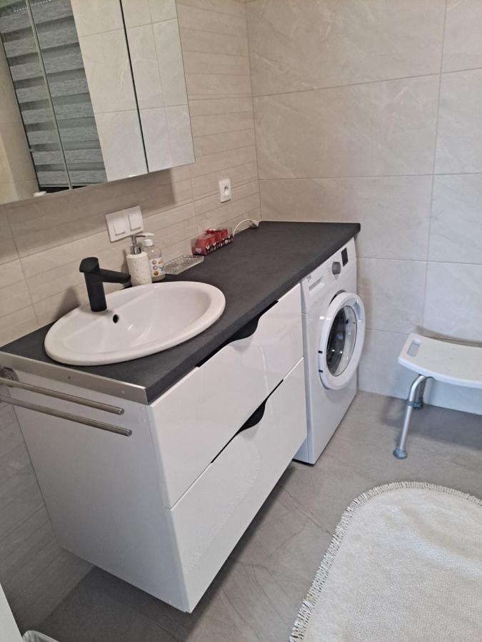 Apartament Sarna يلينيا غورا المظهر الخارجي الصورة